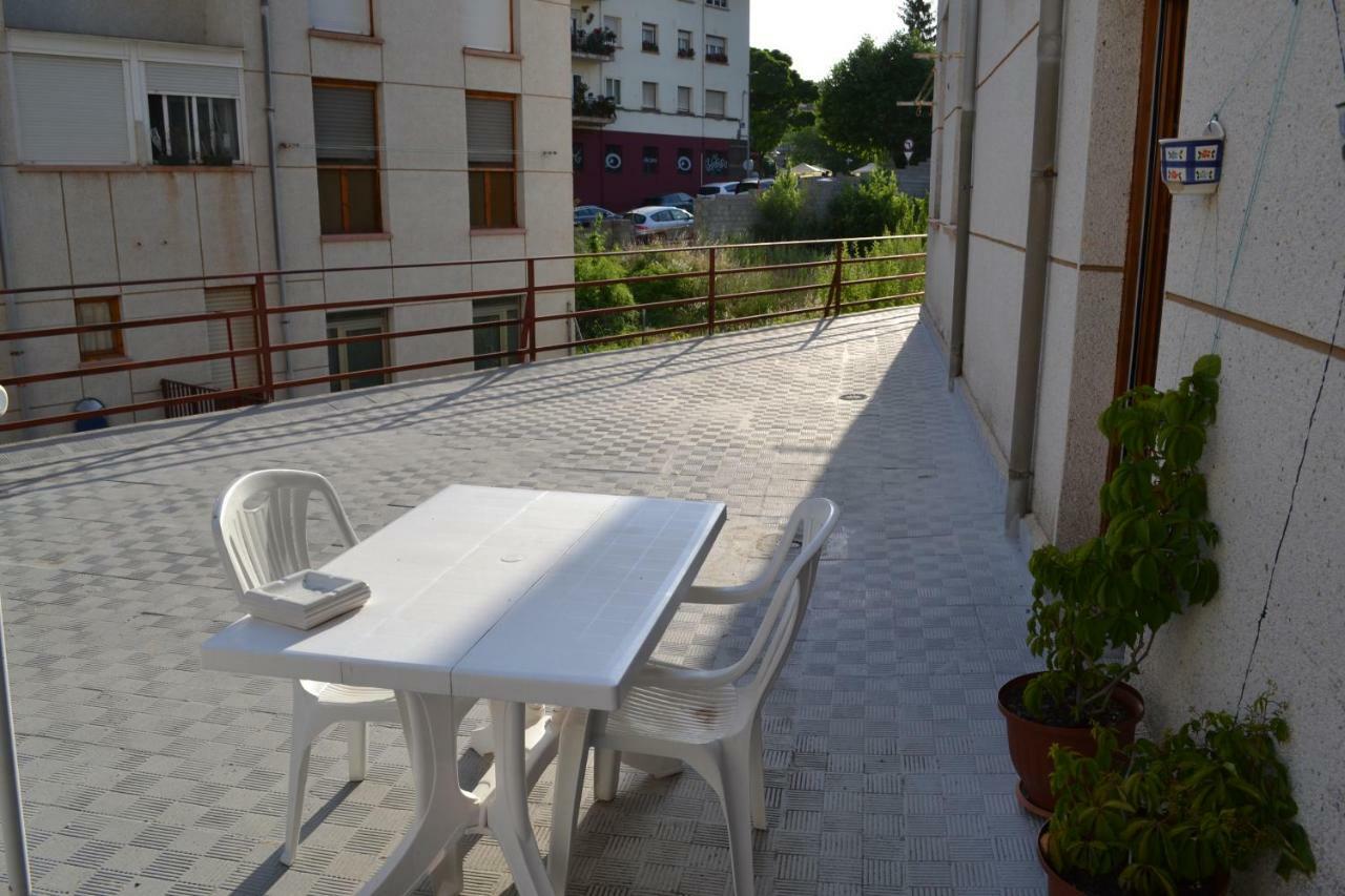 Apartamento Puerta Del Pirineo Sabiñánigo Exterior foto
